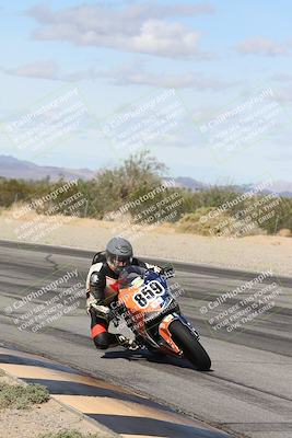 media/Nov-16-2025-Race Pace (Sun) [[8c5fa54630]]/Verified Riders/4-Turn 3 Inside (1050am)/